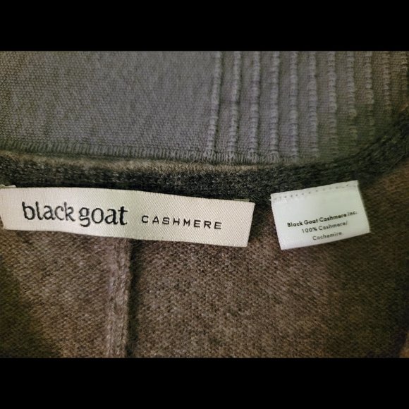 Black Goat Cashmere 2 Tone Cape - Picture 8 of 10